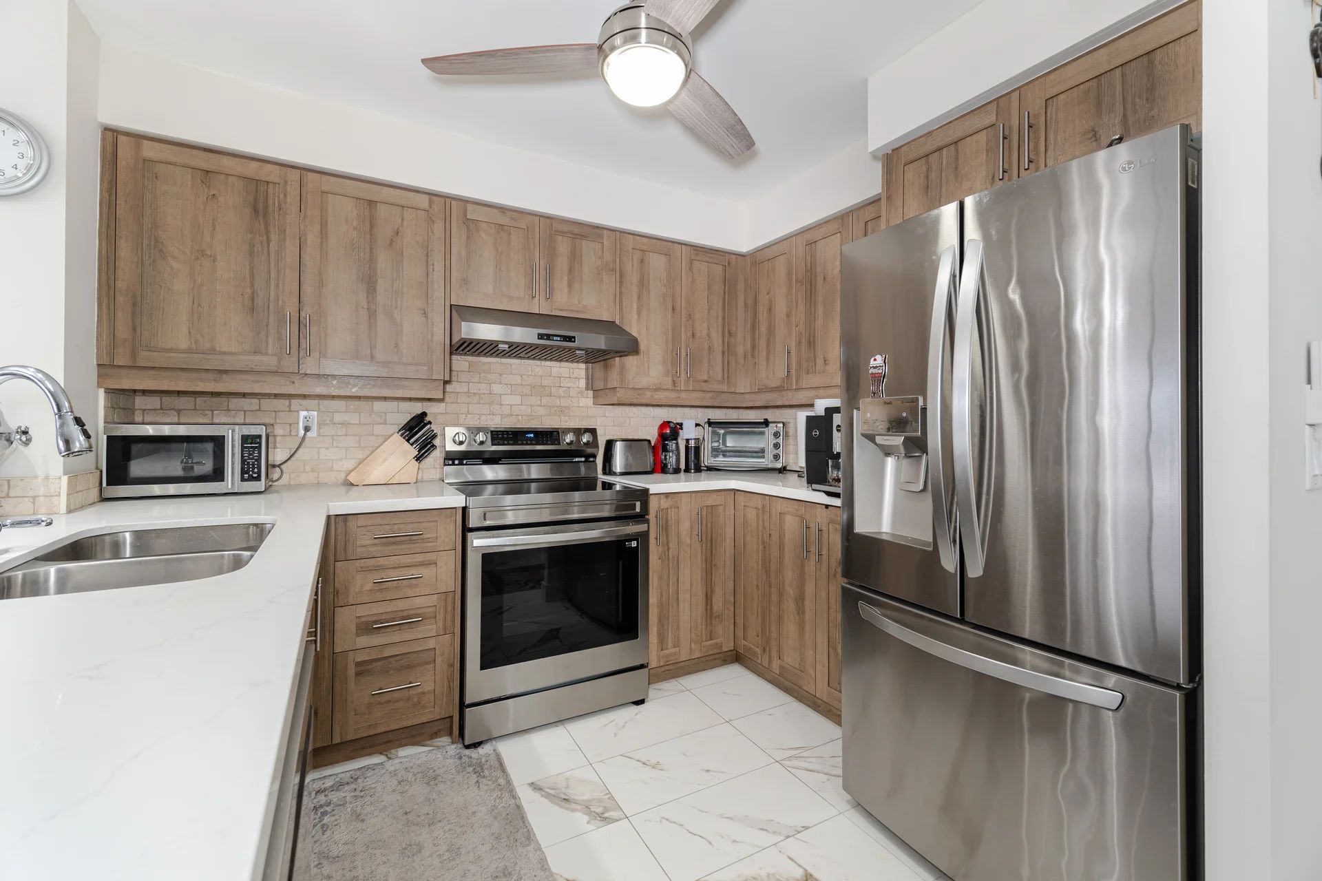 8026 Kipling Avenue W 403