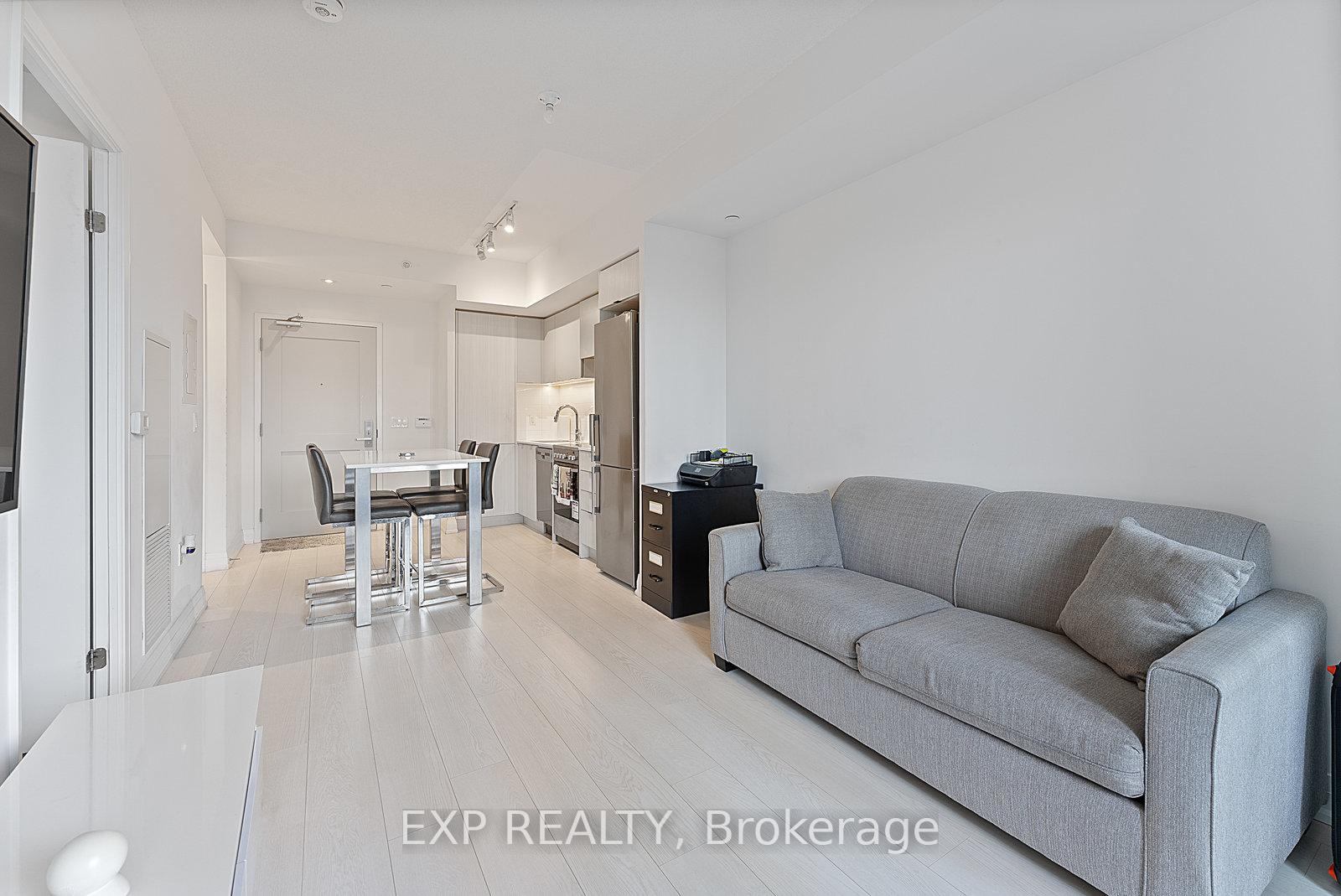 1 Bedroom Condo at 26 Gibbs, Toronto For sale