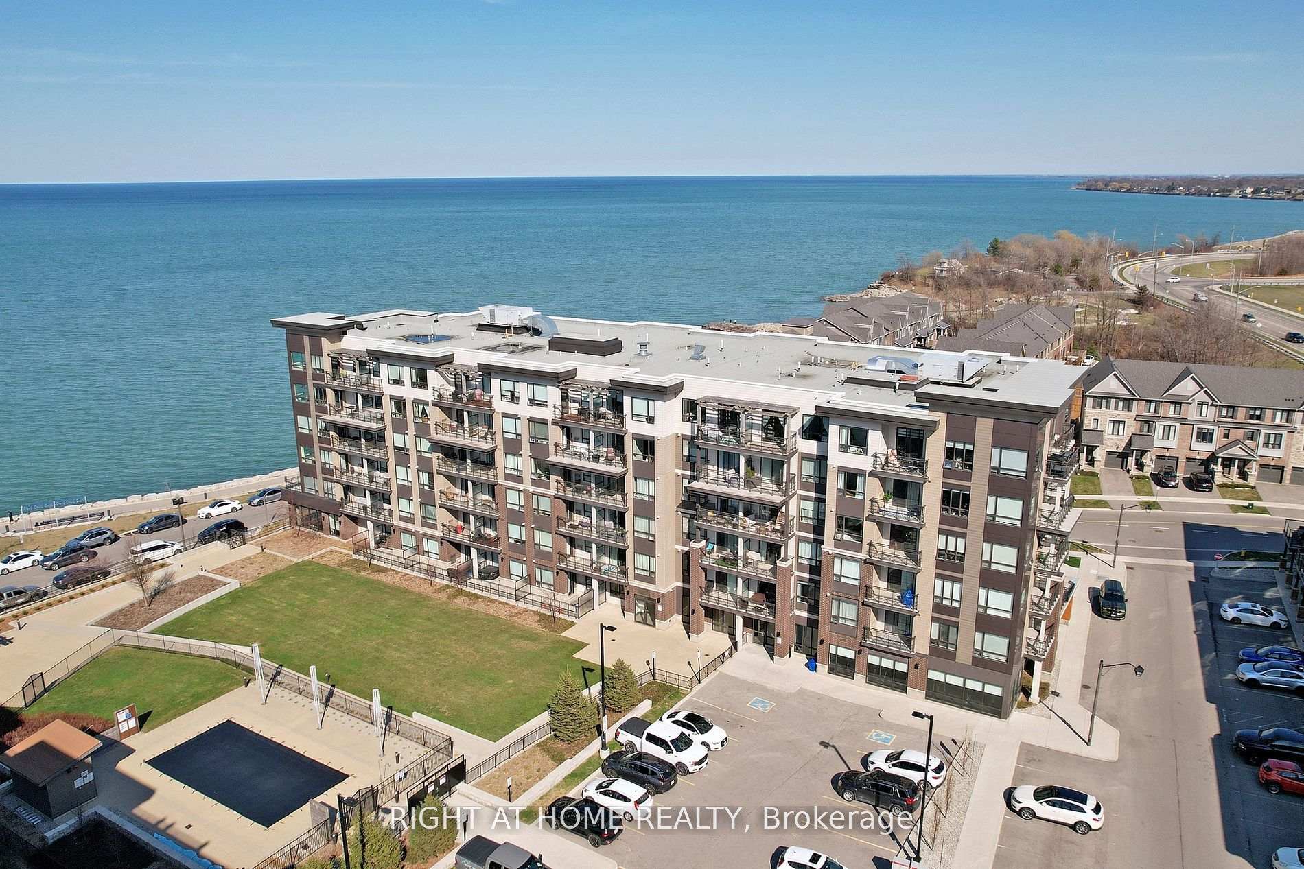 #616 - 10 Esplanade Lane, Grimsby, ON L3M 0H1 #616