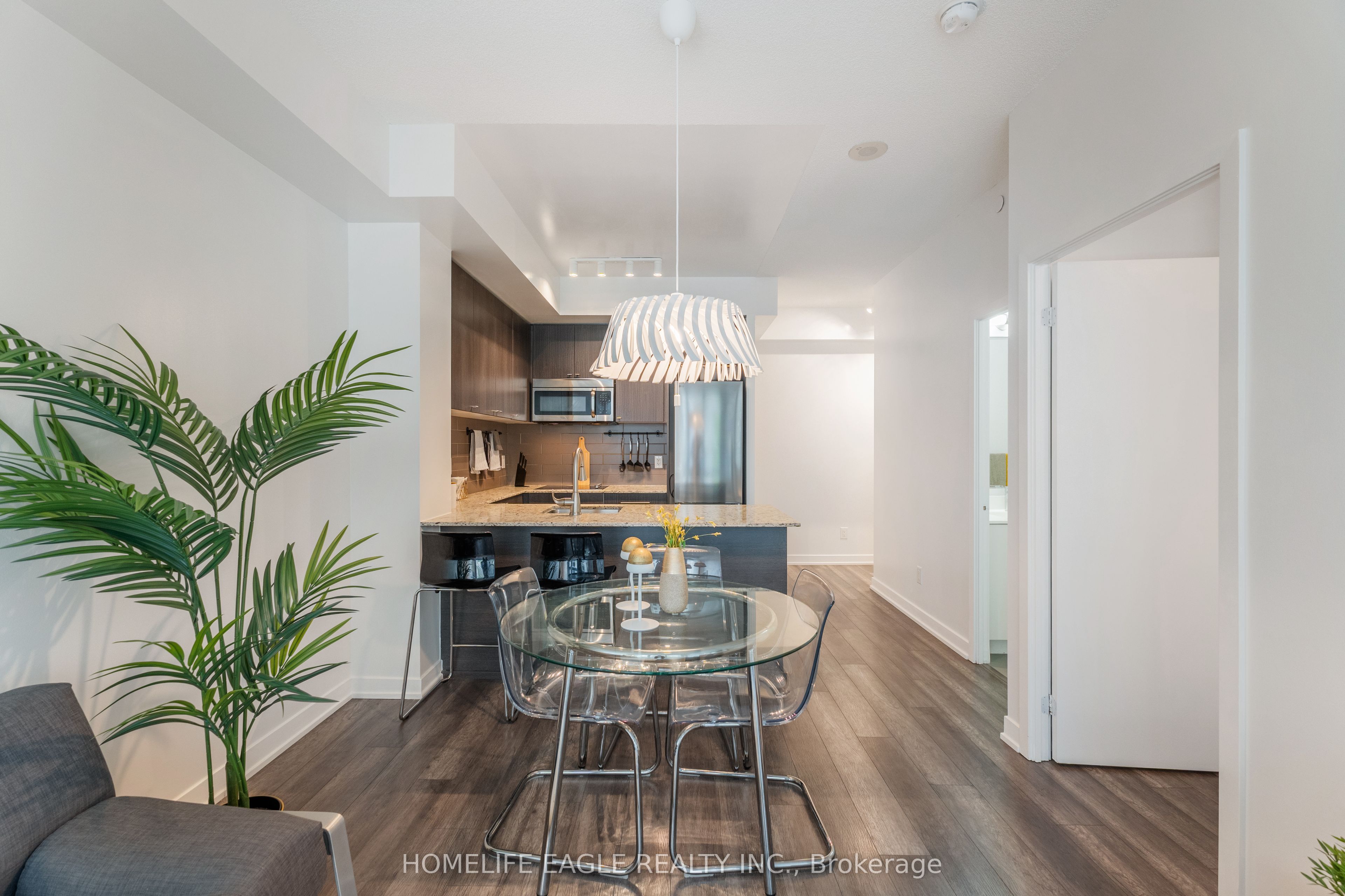 18 Rean Drive, #222