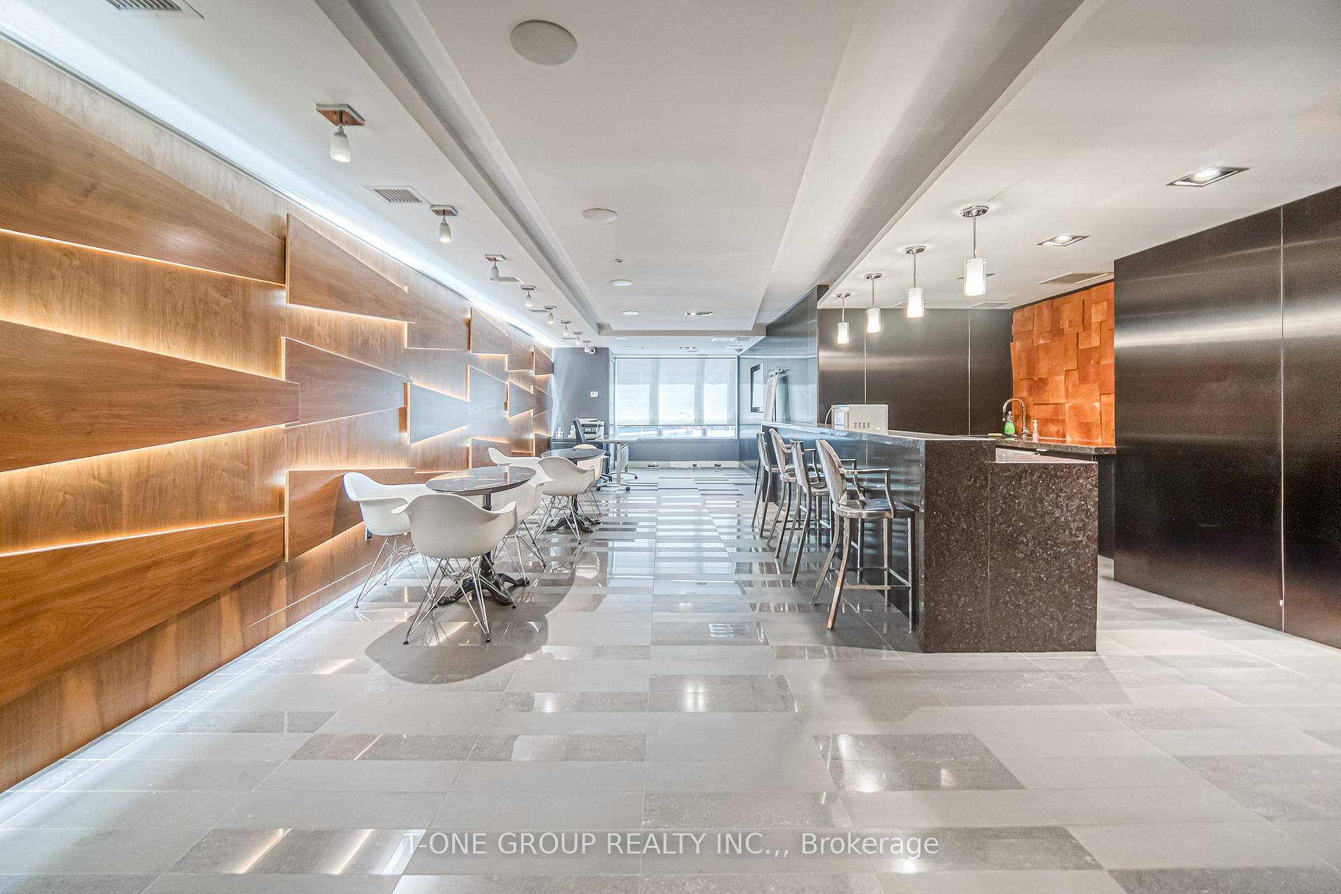 1 Bedroom Condo at 39 Sherbourne, Toronto For sale