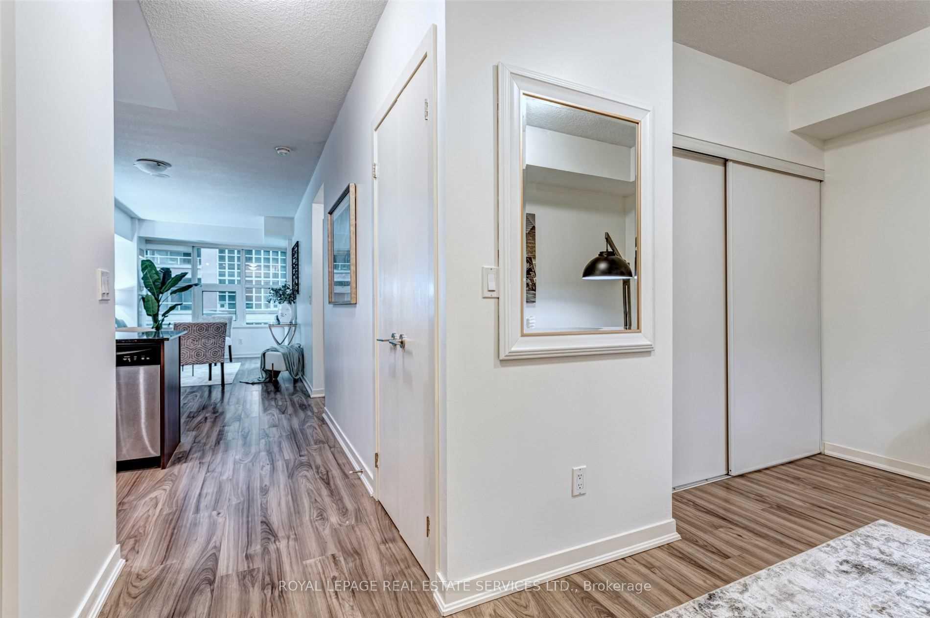 2 Bedrooms Condo at 59 East Liberty, Toronto For sale