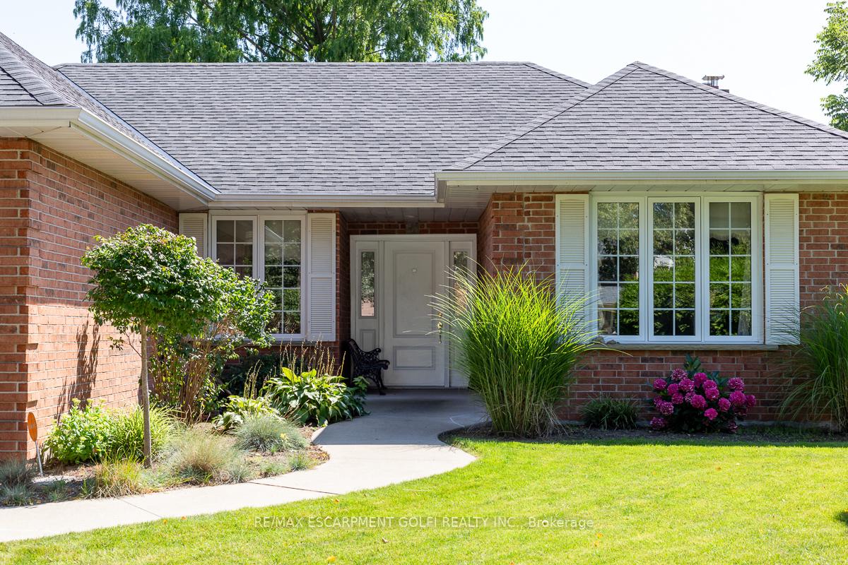 47 Winter Way, Brantford, ON N3T 6G4