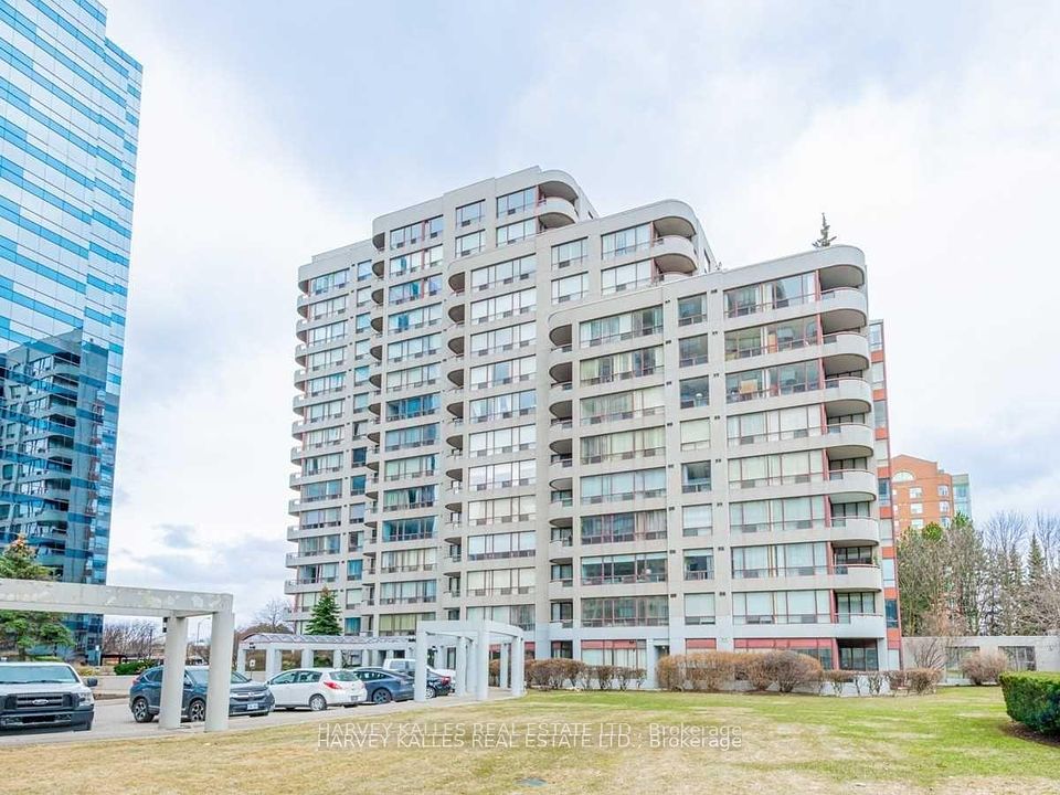 5785 Yonge