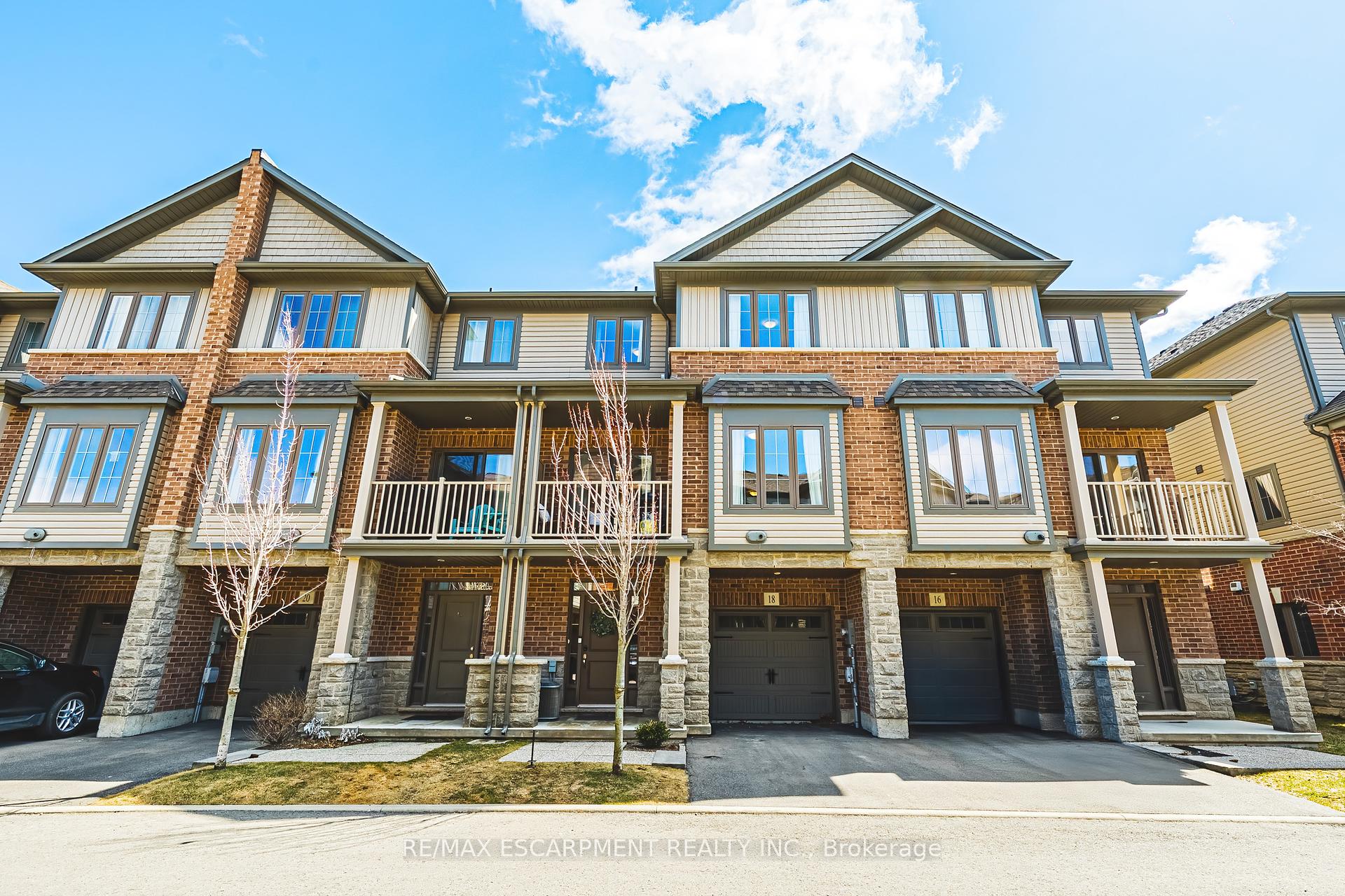 2 Bedrooms Condo at 18 Ridgeside,  Hamilton For sale