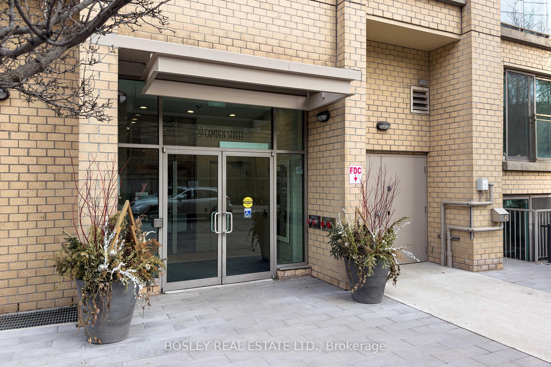 1 Bedroom Condo at 50 Camden, Toronto For sale