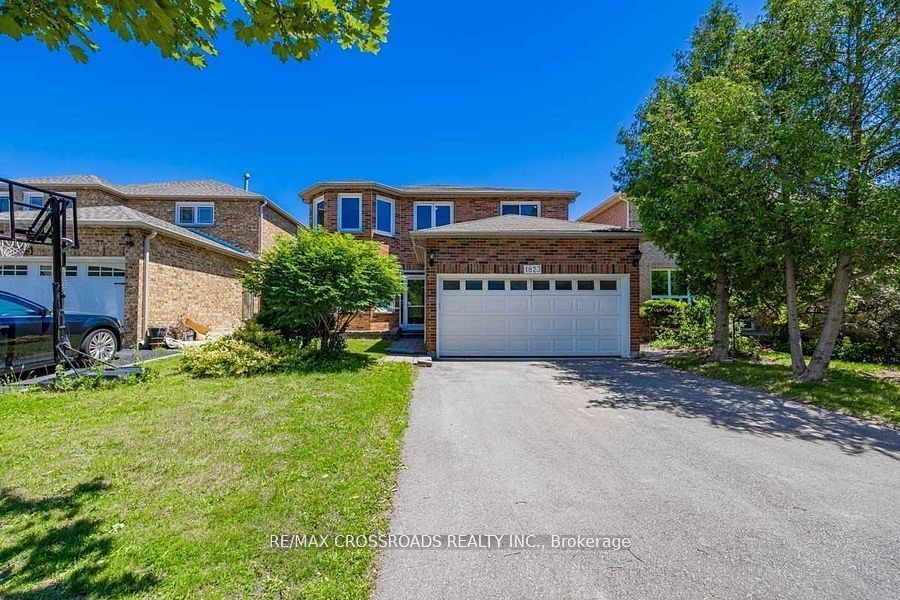1823 Forestview
