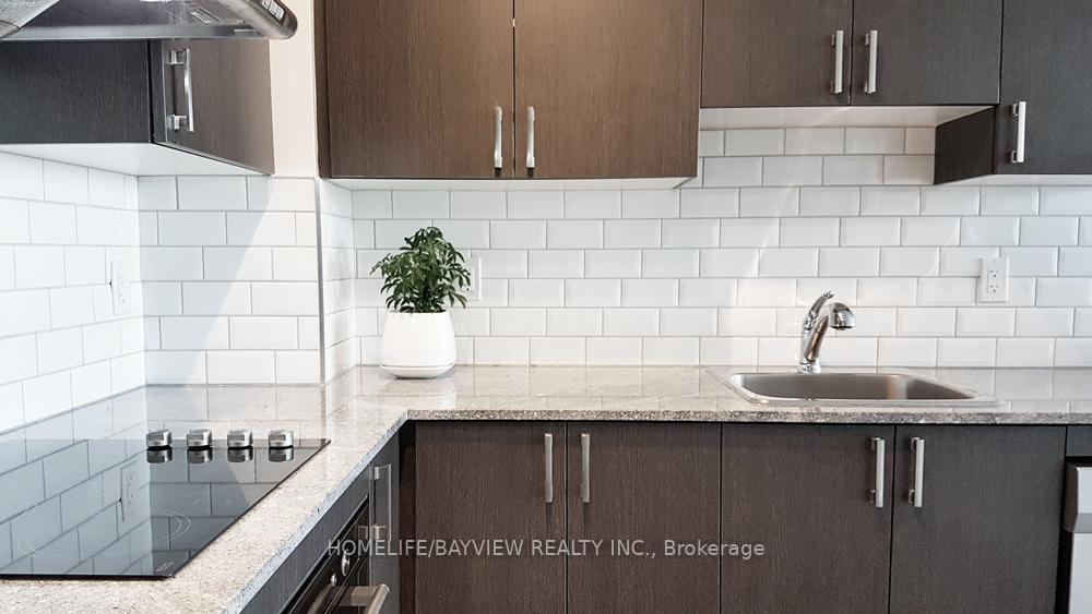 2 Bedrooms Condo at 50 Ann O’Reilly,  Toronto For sale