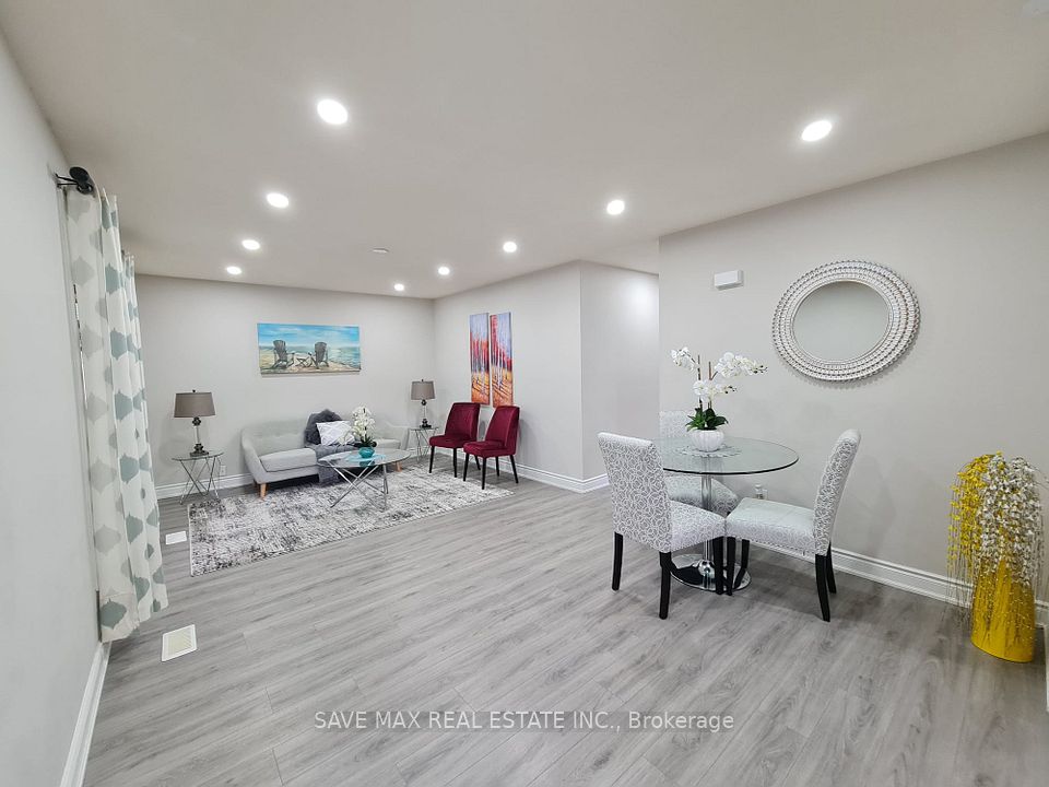 107 CARLYLE Drive, London East, ON N5V 3H7