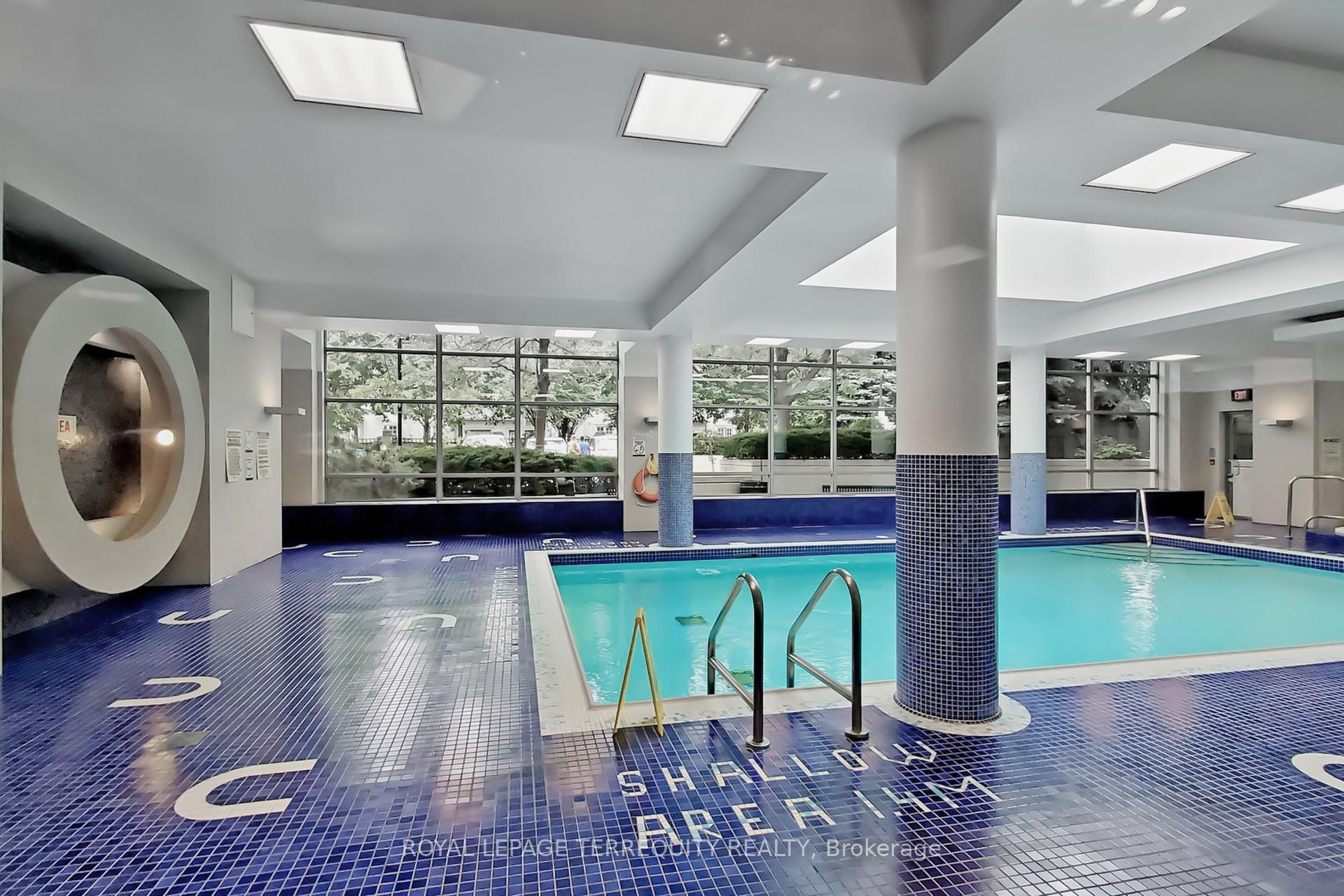 2 Bedrooms Condo at 35 Bales, Toronto For sale
