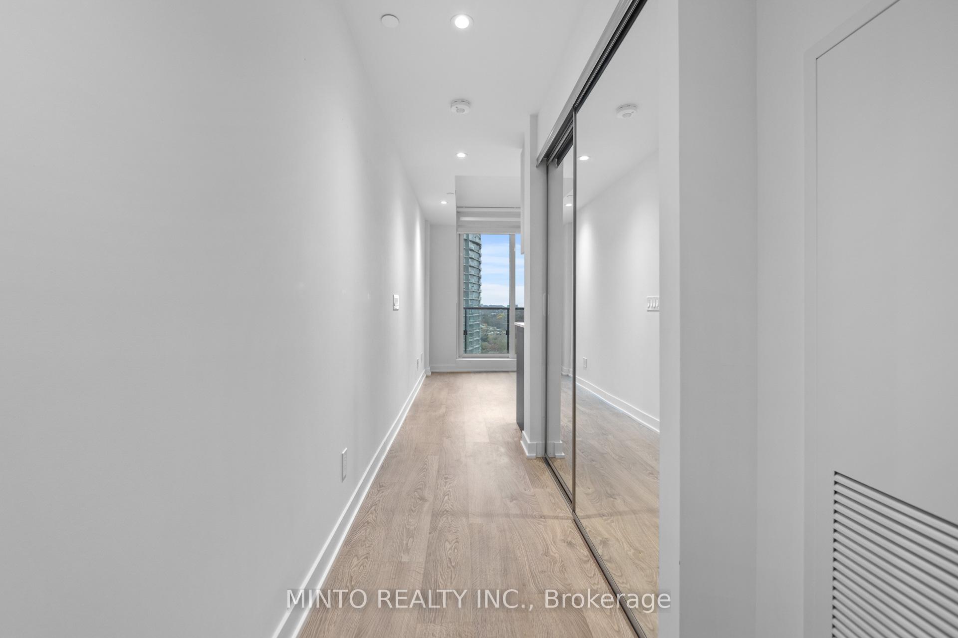 2 Bedrooms Condo at 1928 Lakeshore,  Toronto For sale