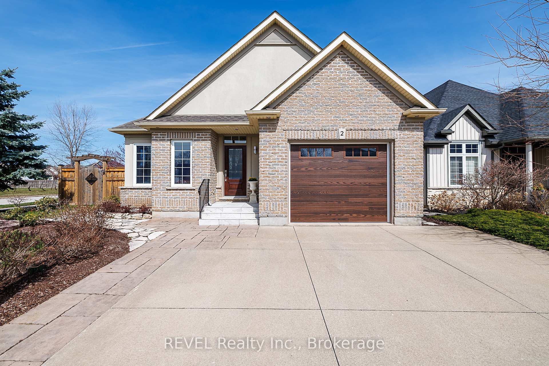2 Seyval Place, Niagara-on-the-Lake, ON L0S 1J0