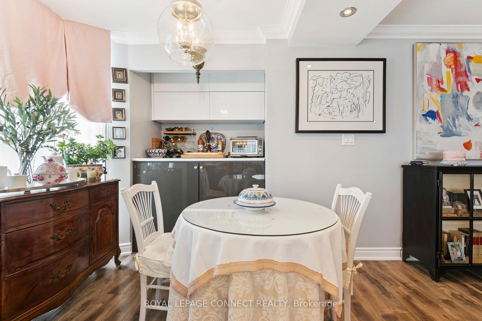 3 Bedrooms Condo at 80 Antibes, Toronto For sale