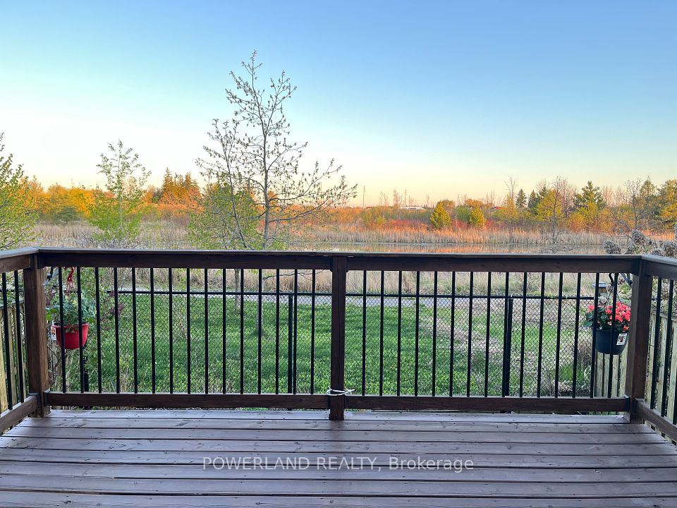 557 Reeves Way