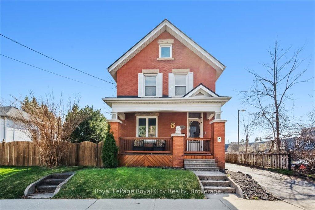 572 Woolwich Street, Guelph, ON N1H 3Y2