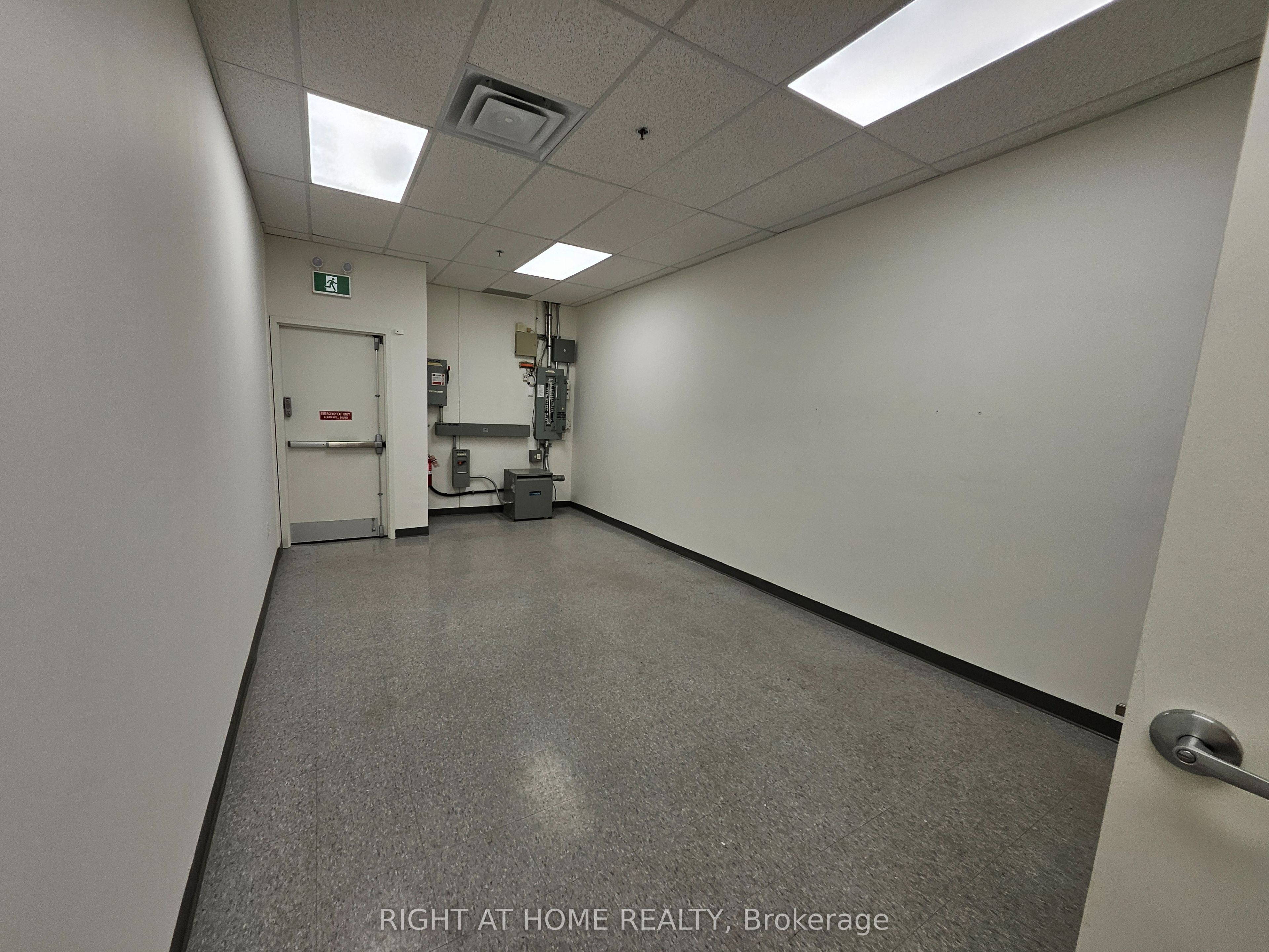 5095 Yonge Street, #A005