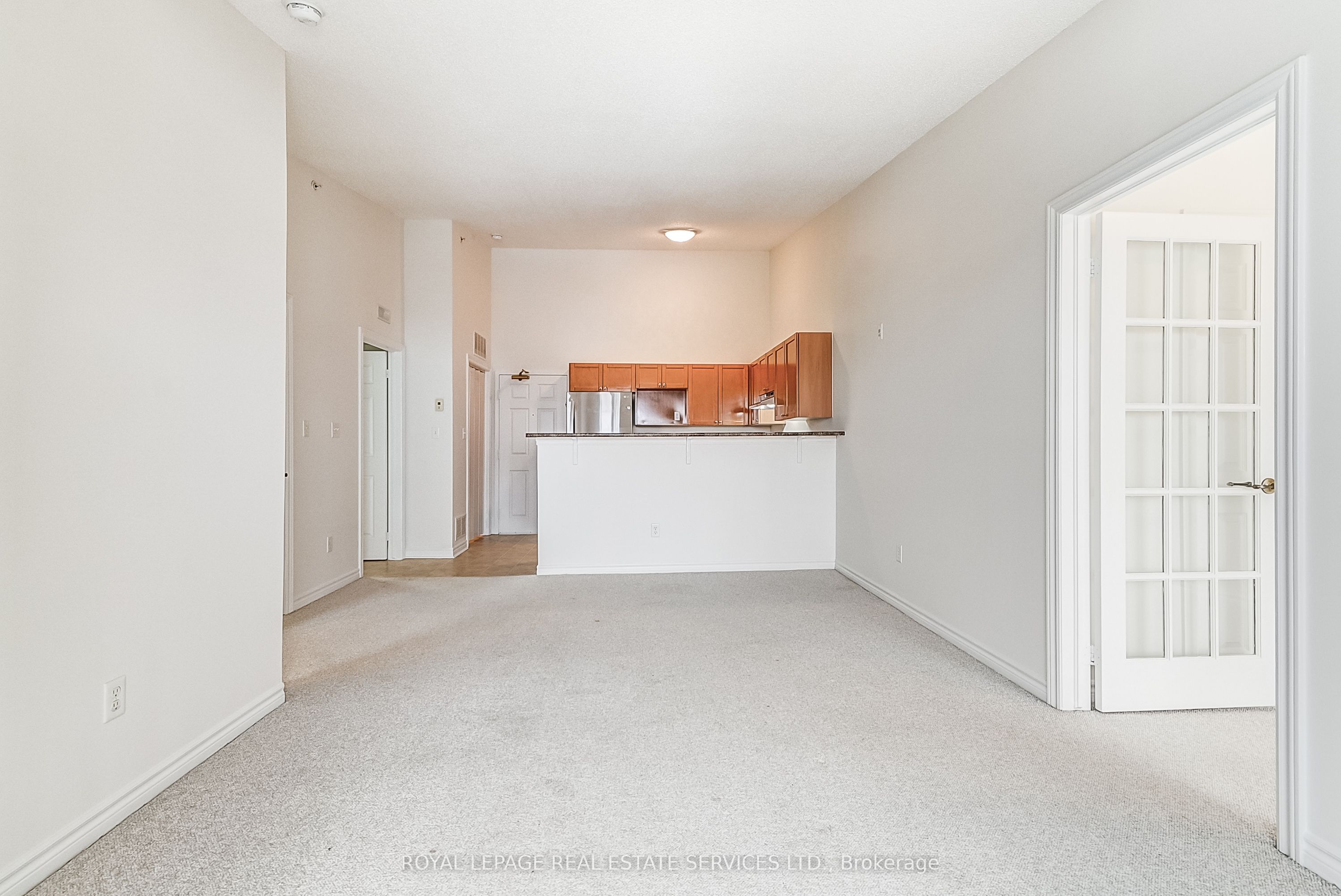 1483 Maple Avenue, #409