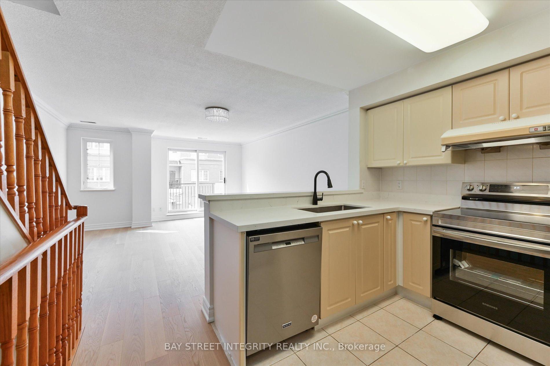 3 Bedrooms Condo at 506 Grandview, Toronto For sale