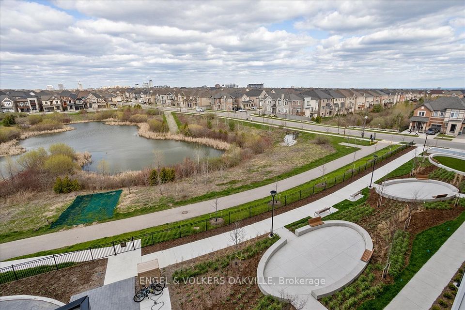 Property at #401 - 3265 Carding Mill Trail, Oakville, ON L6M 0W6