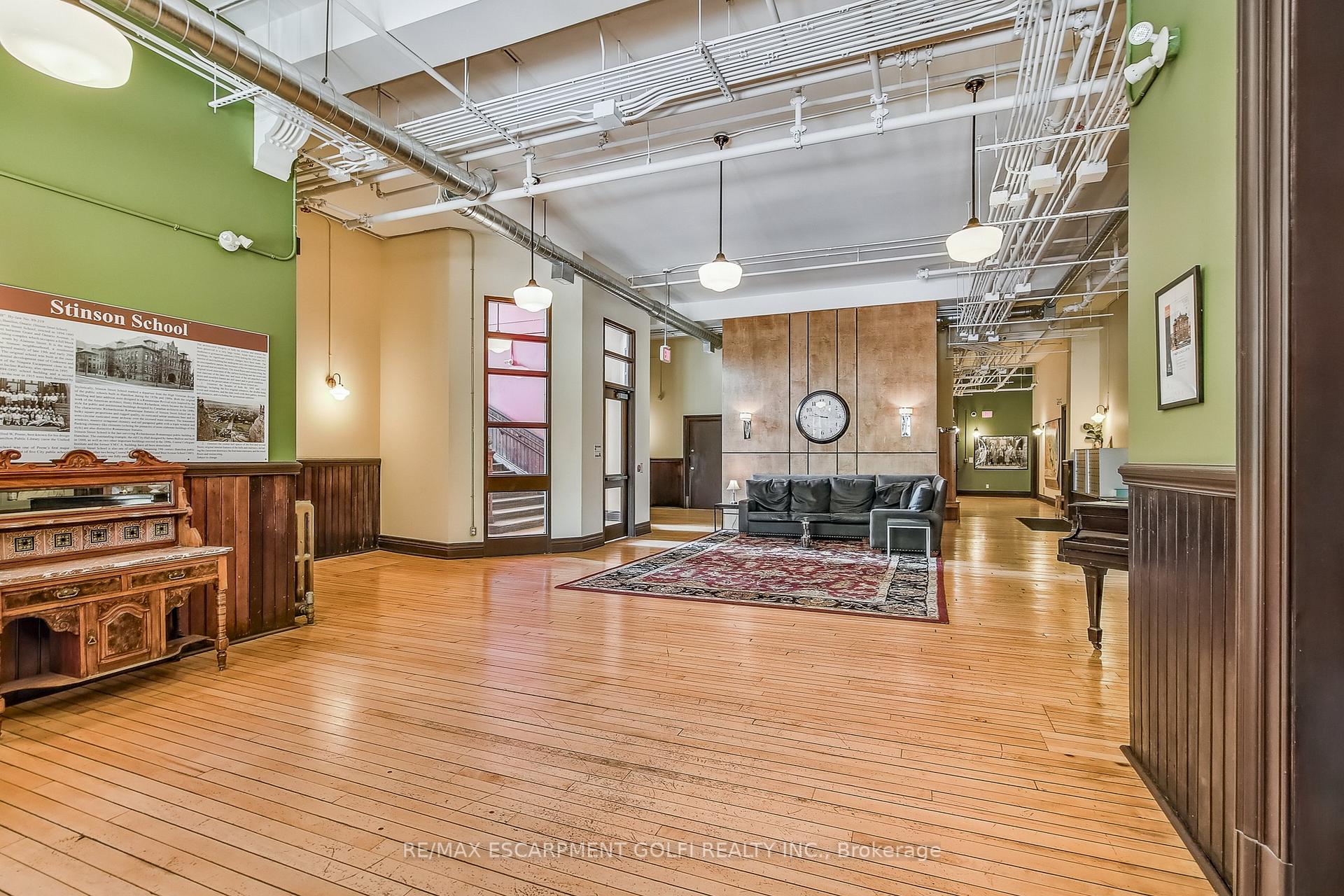 1 Bedroom Condo at 200 STINSON, Hamilton For sale