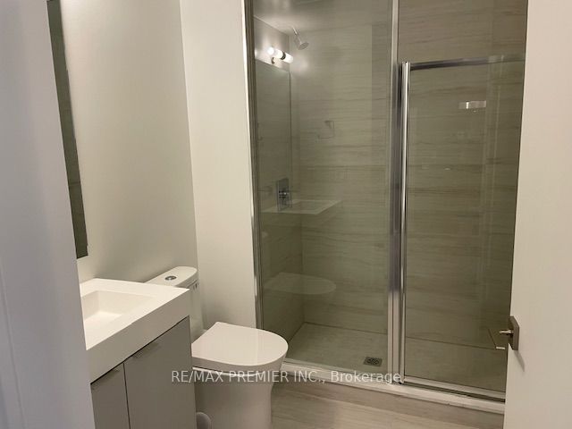 10 Abeja Street, #2212