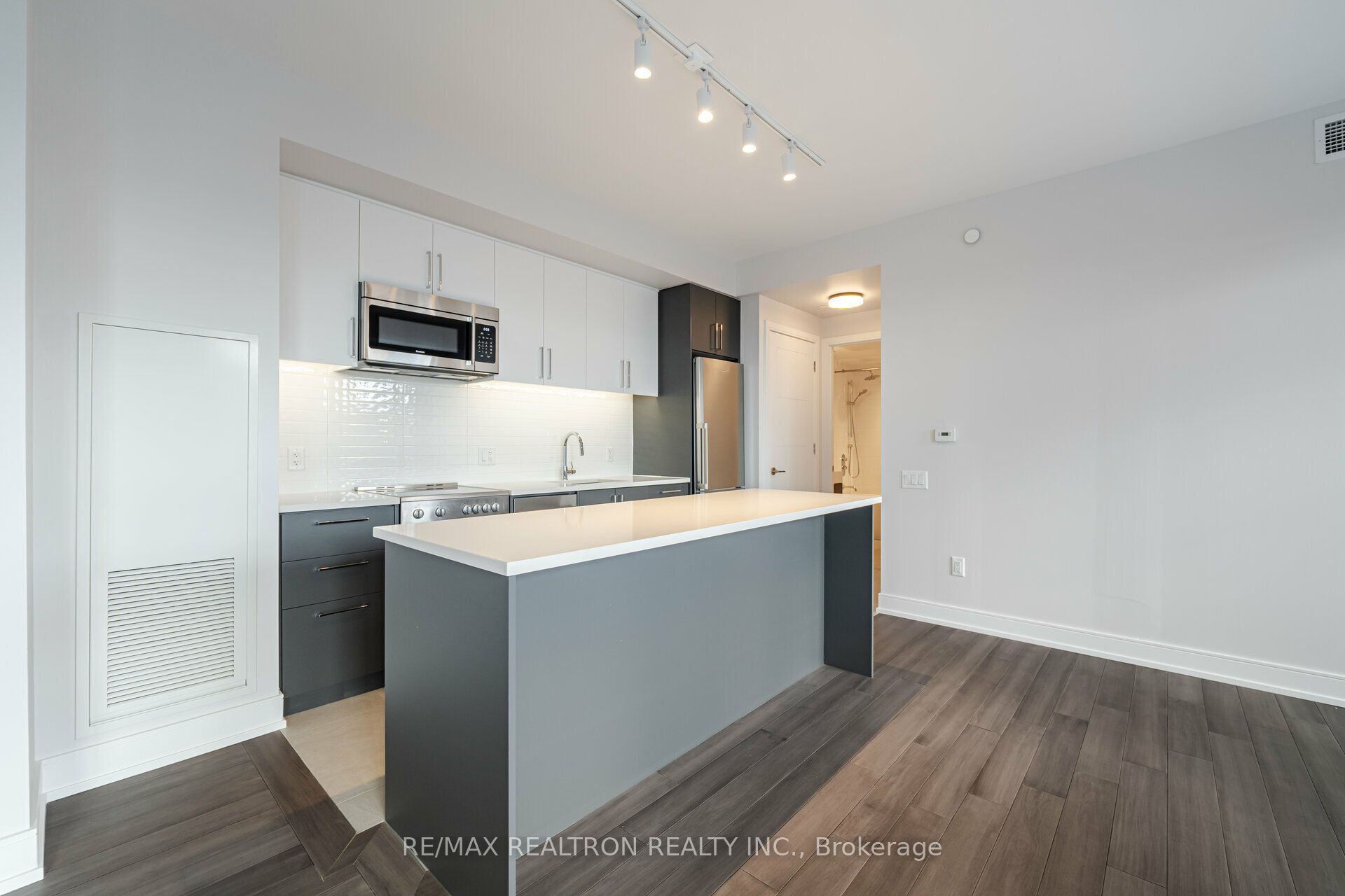 2525 Bathurst Street, #1003