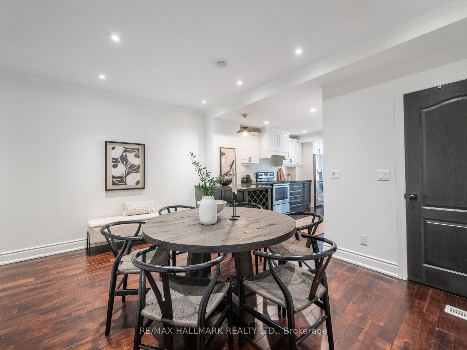 29 Dearbourne Avenue