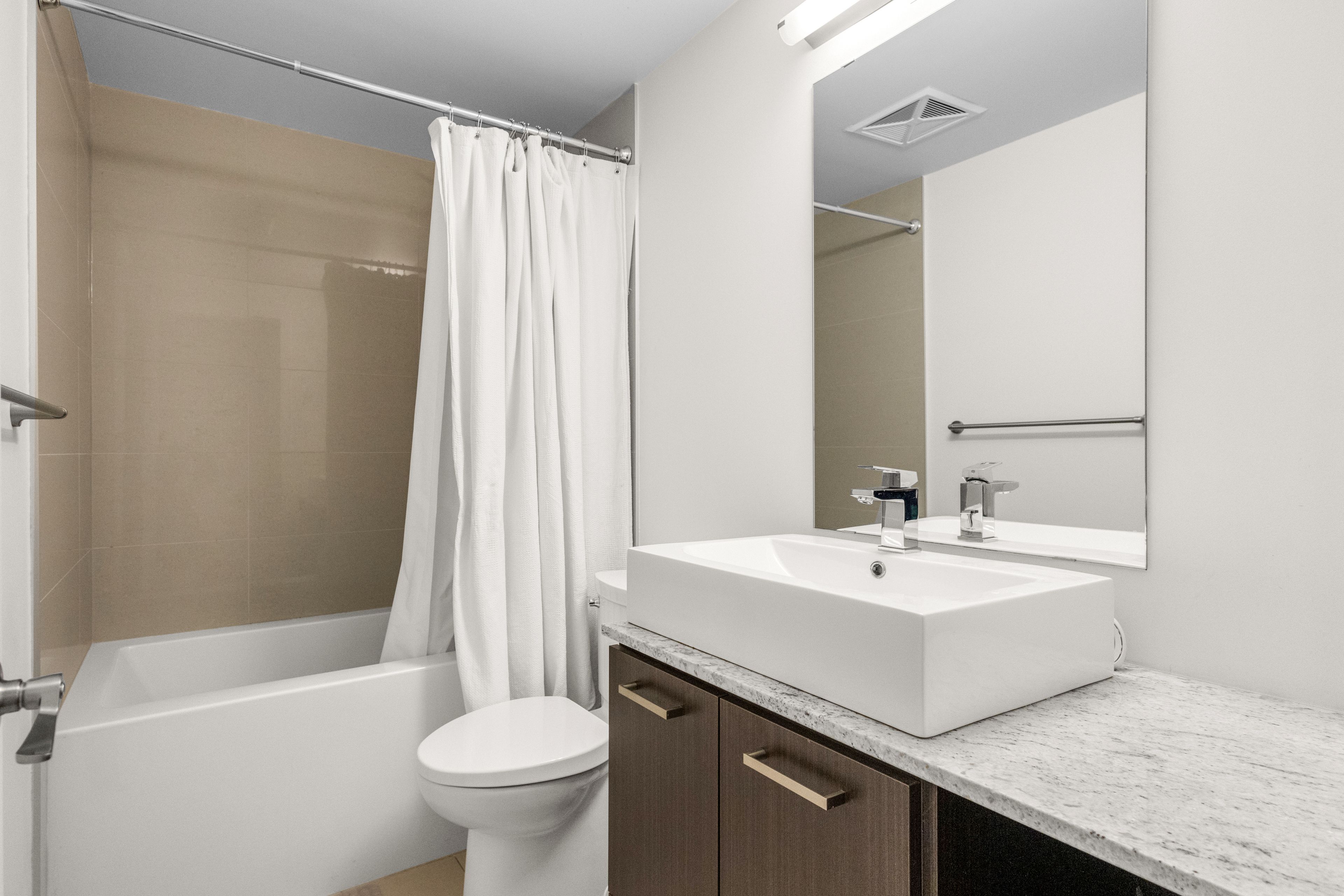170 Chiltern Hill Road 402