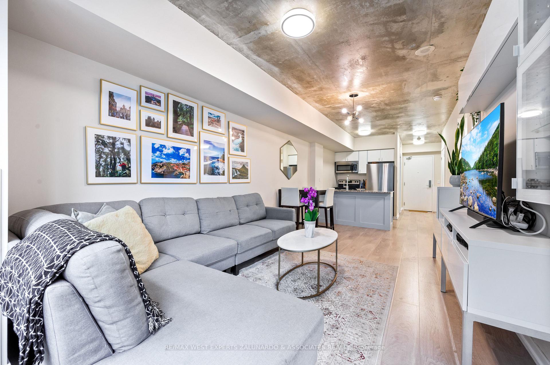 2 Bedrooms Condo at 59 East Liberty, Toronto For sale