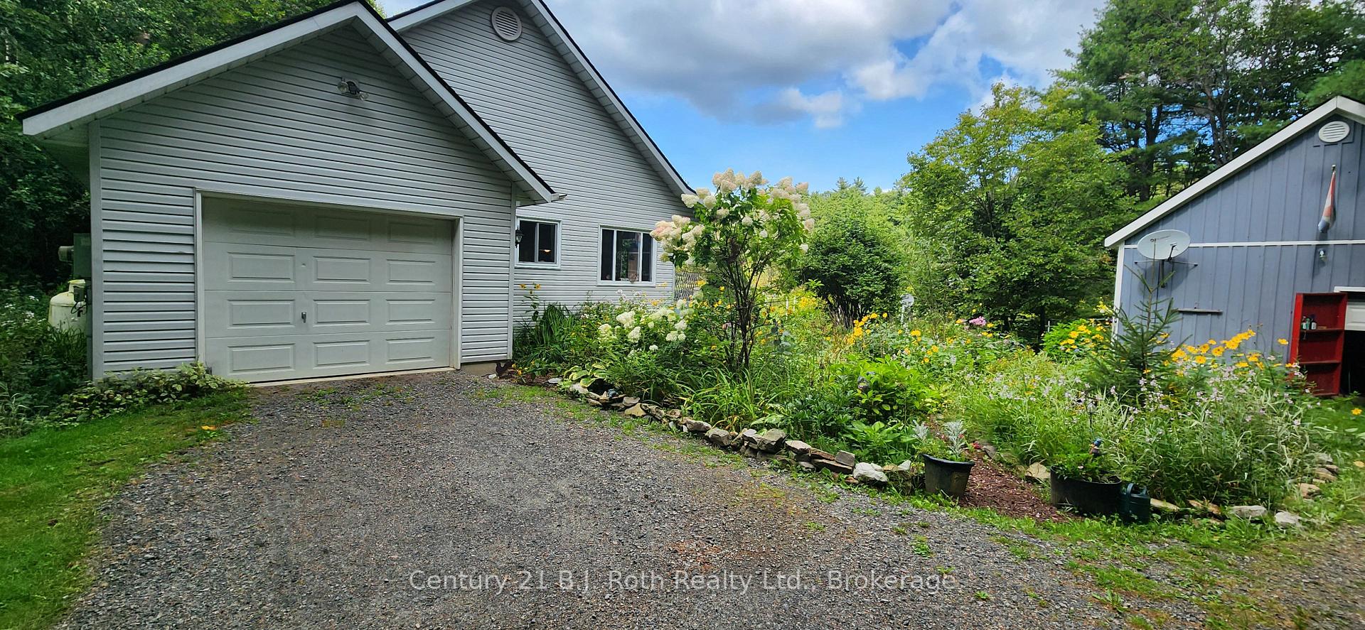 1175 Silver Lake Road, Gravenhurst, ON P1P 0G3