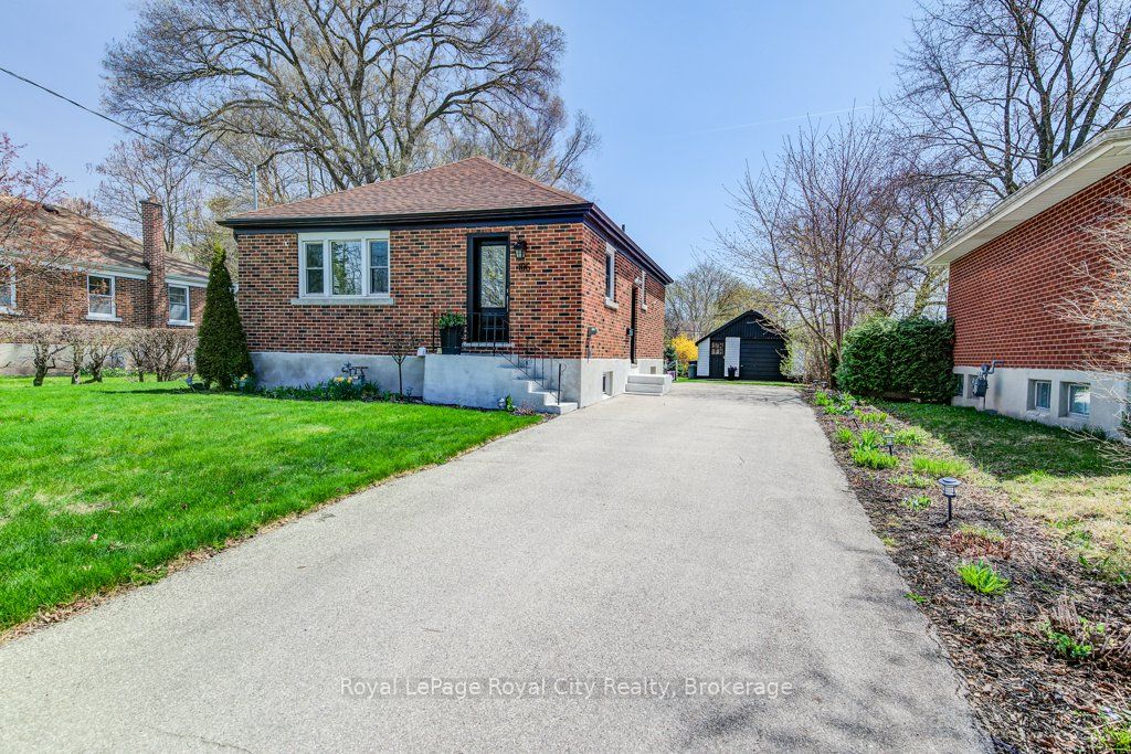 106 Mercer Street, Guelph, ON N1H 2E8