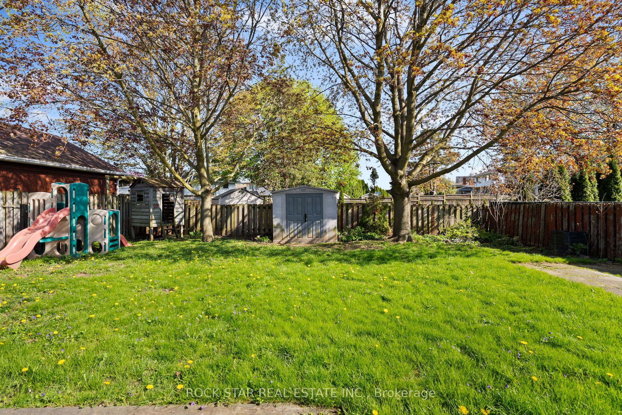 27 Cindy Drive