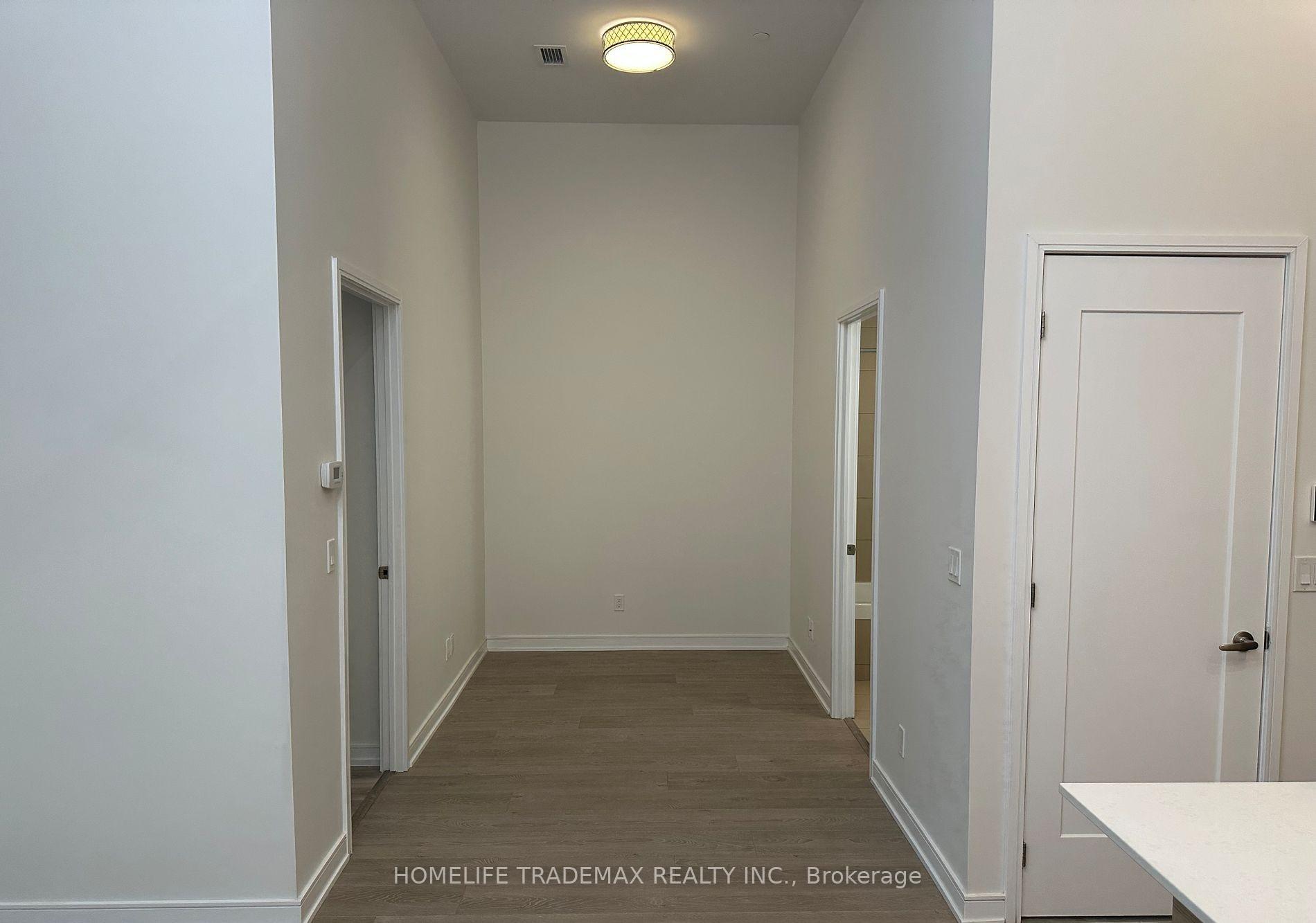 2 Bedrooms Condo at 88 Scott,  Toronto For sale