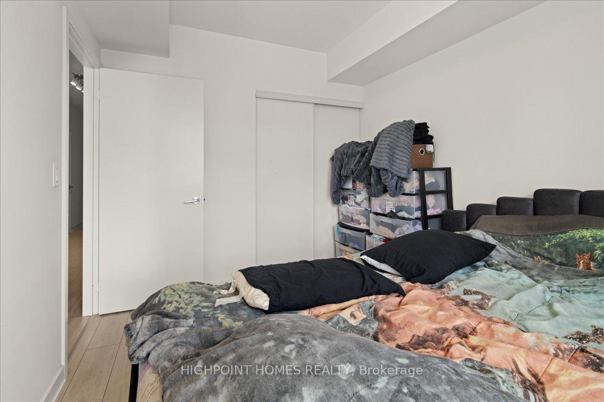 2 Bedrooms Condo at 2033 Kennedy, Toronto For sale