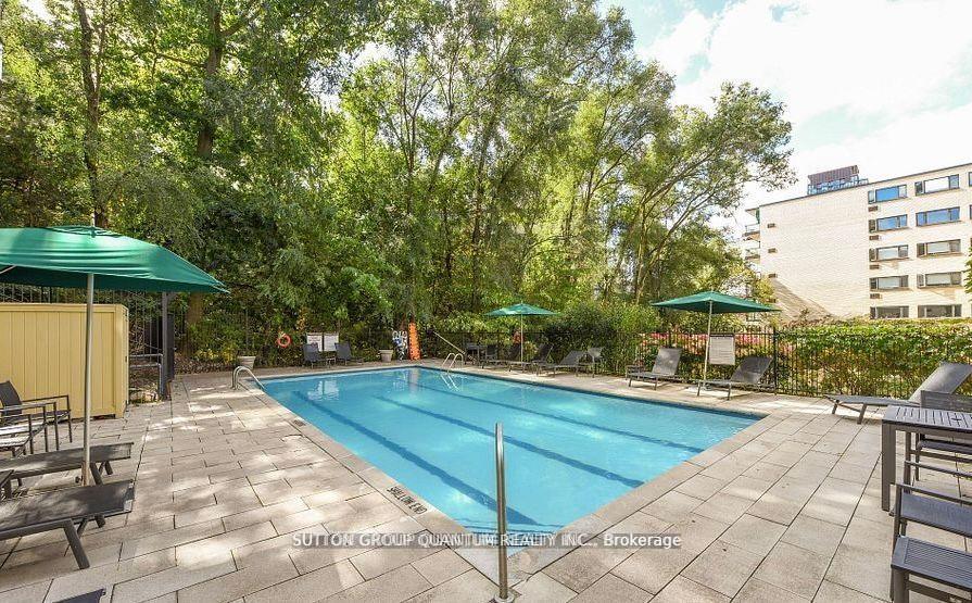 2 Bedrooms Co-op at 16 Rosedale, Toronto For sale