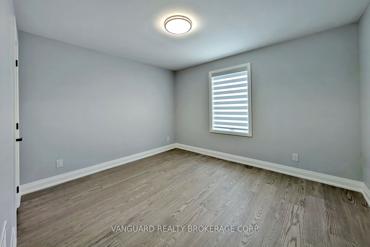 14 Bradfield Avenue