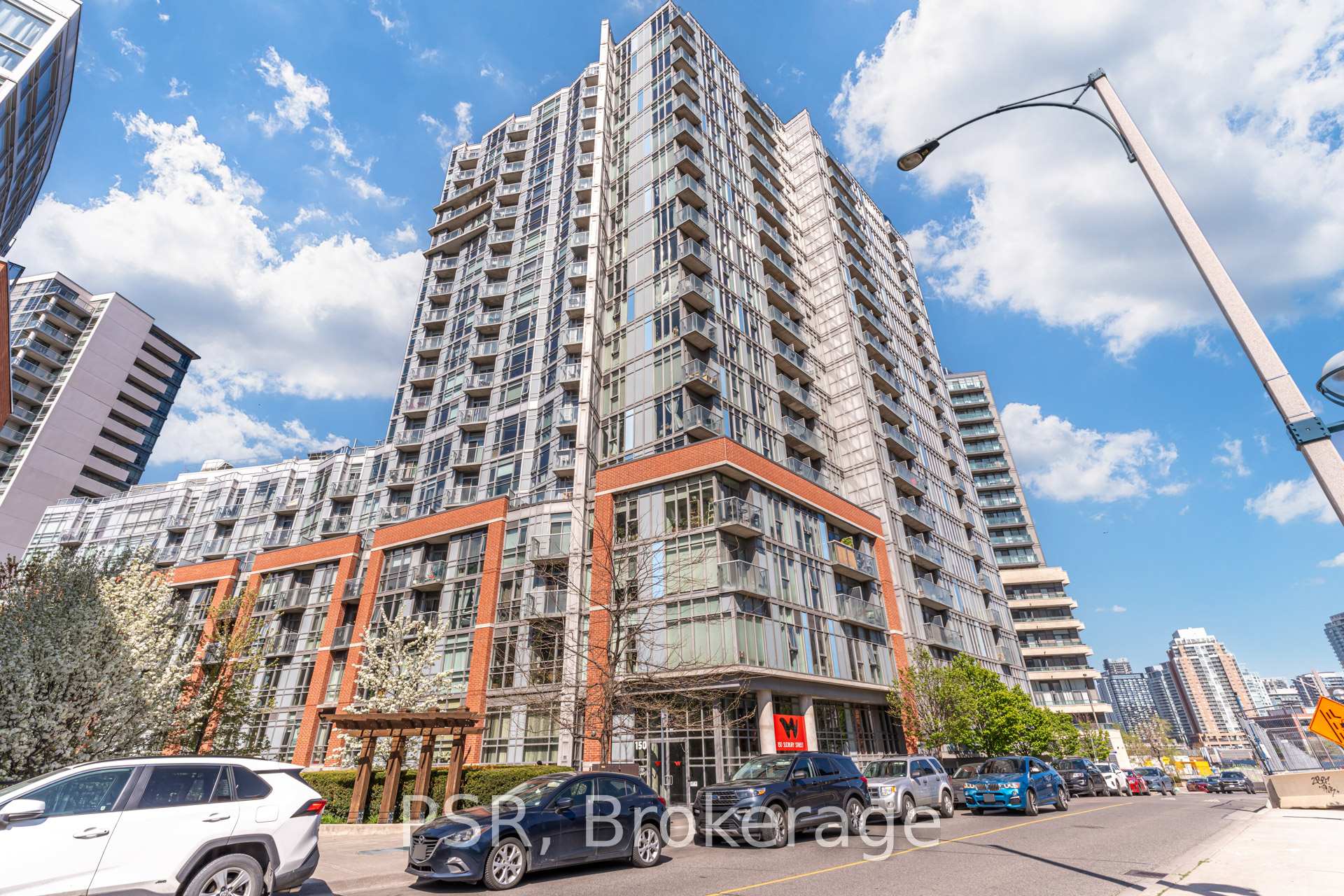 2 Bedrooms Condo at 150 Sudbury, Toronto For sale