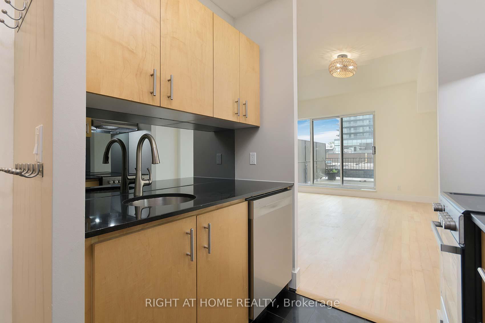 Condo at 2737 Keele, Toronto For sale