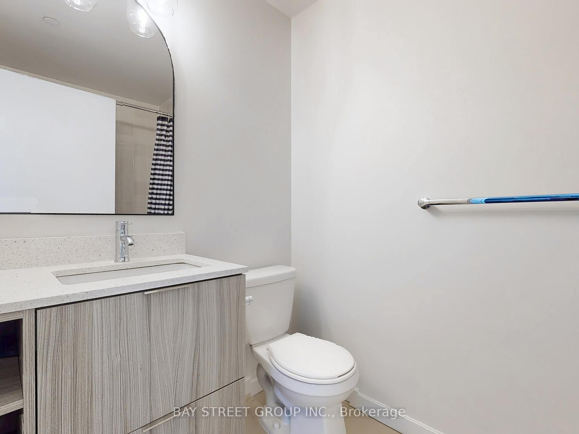 1 Bedroom Condo at 52 FOREST MANOR, Toronto For sale