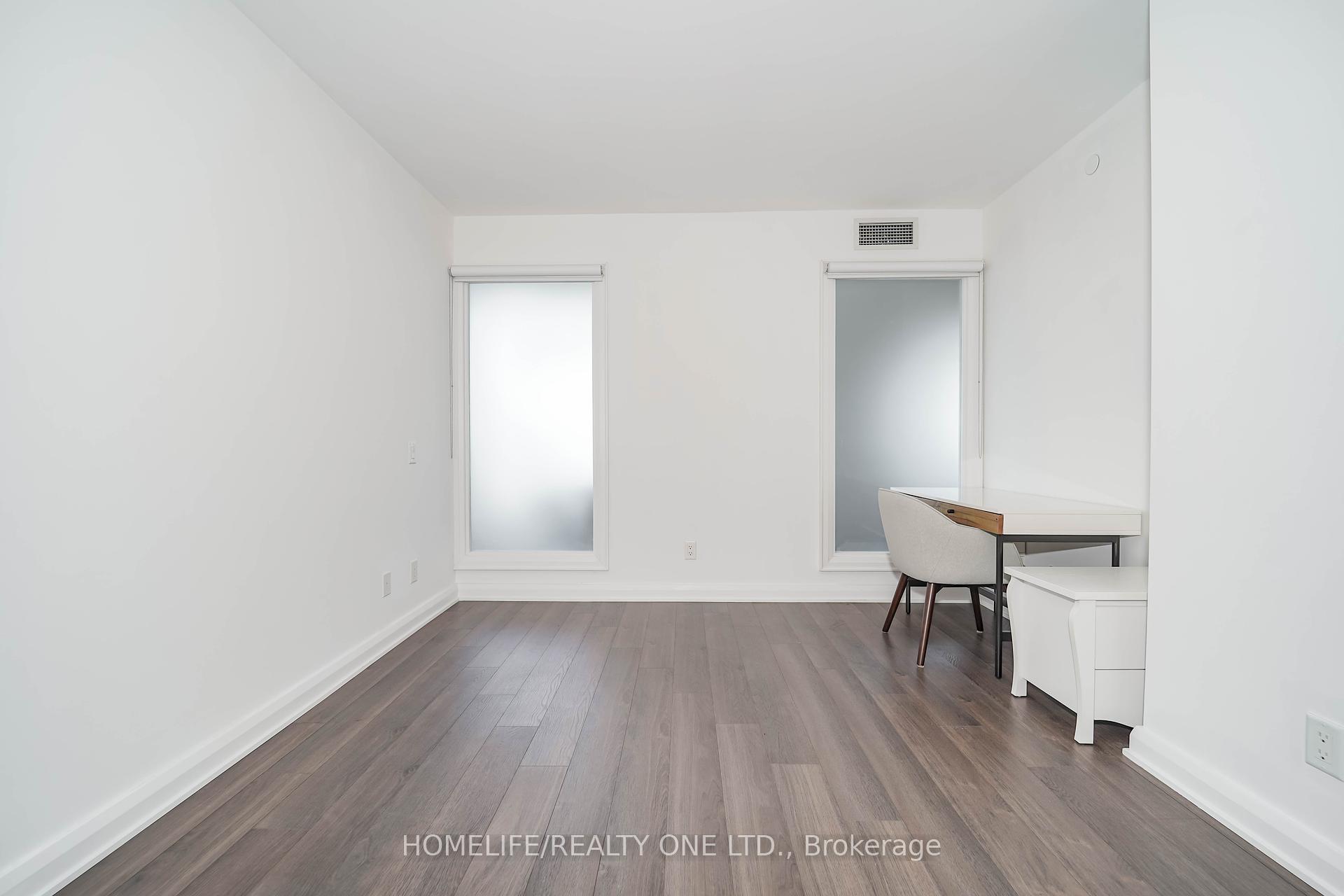 2 Bedrooms Condo at 155 Yorkville, Toronto For sale