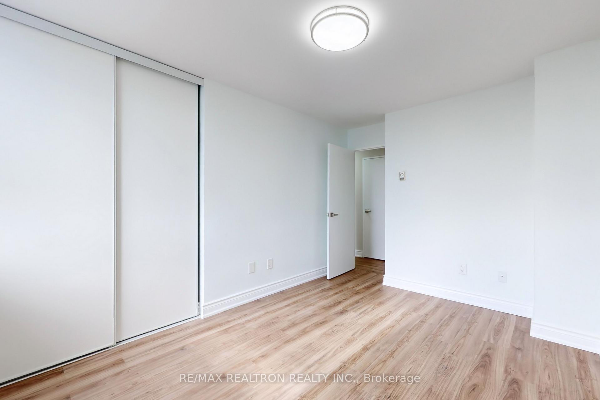 3 Bedrooms Condo at 1 Massey, Toronto For sale