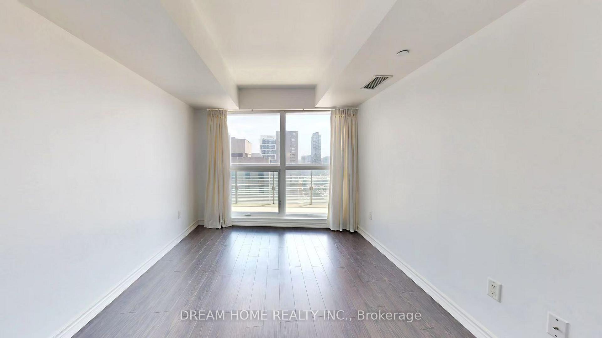 2 Bedrooms Condo at 386 Yonge, Toronto For sale