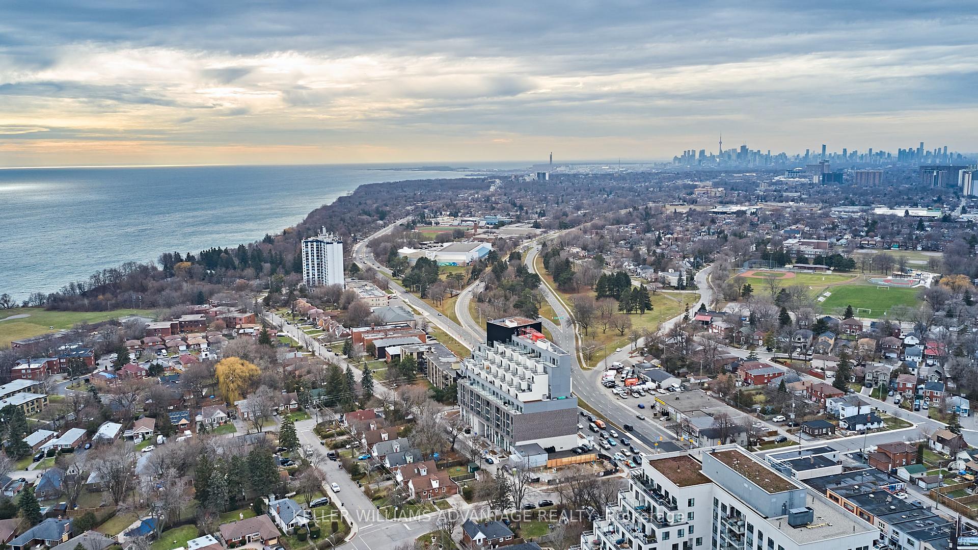 2 Bedrooms Condo at 90 Glen Everest,  Toronto For sale