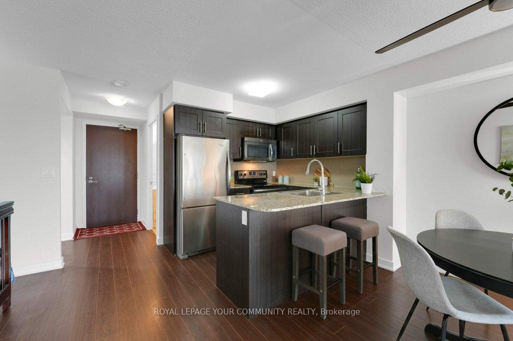 2 Bedrooms Condo at 185 Bonis, Toronto For sale