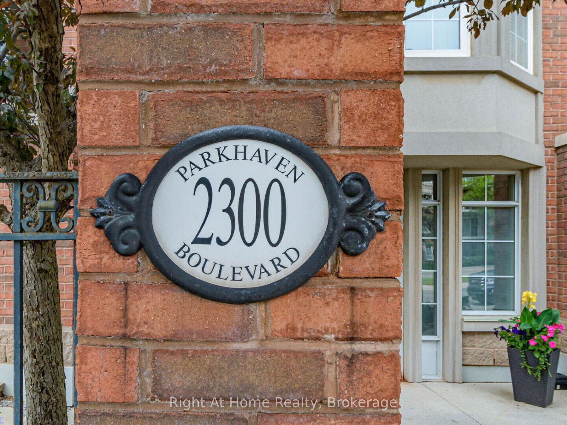 1 Bedroom Condo at 2300 Parkhaven, Oakville For sale