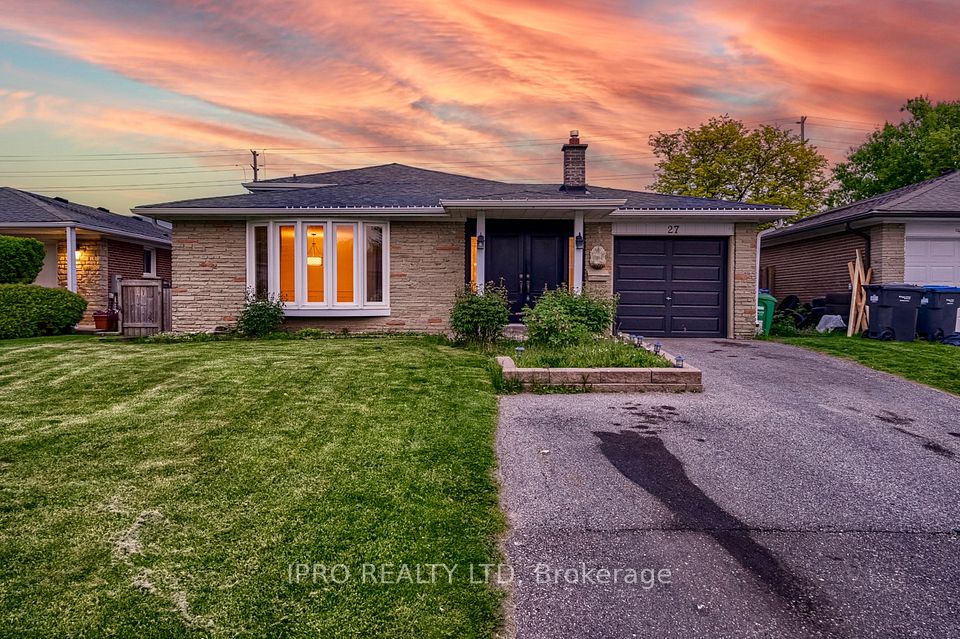 27 Caldwell Crescent, Brampton, ON L6W 1A2