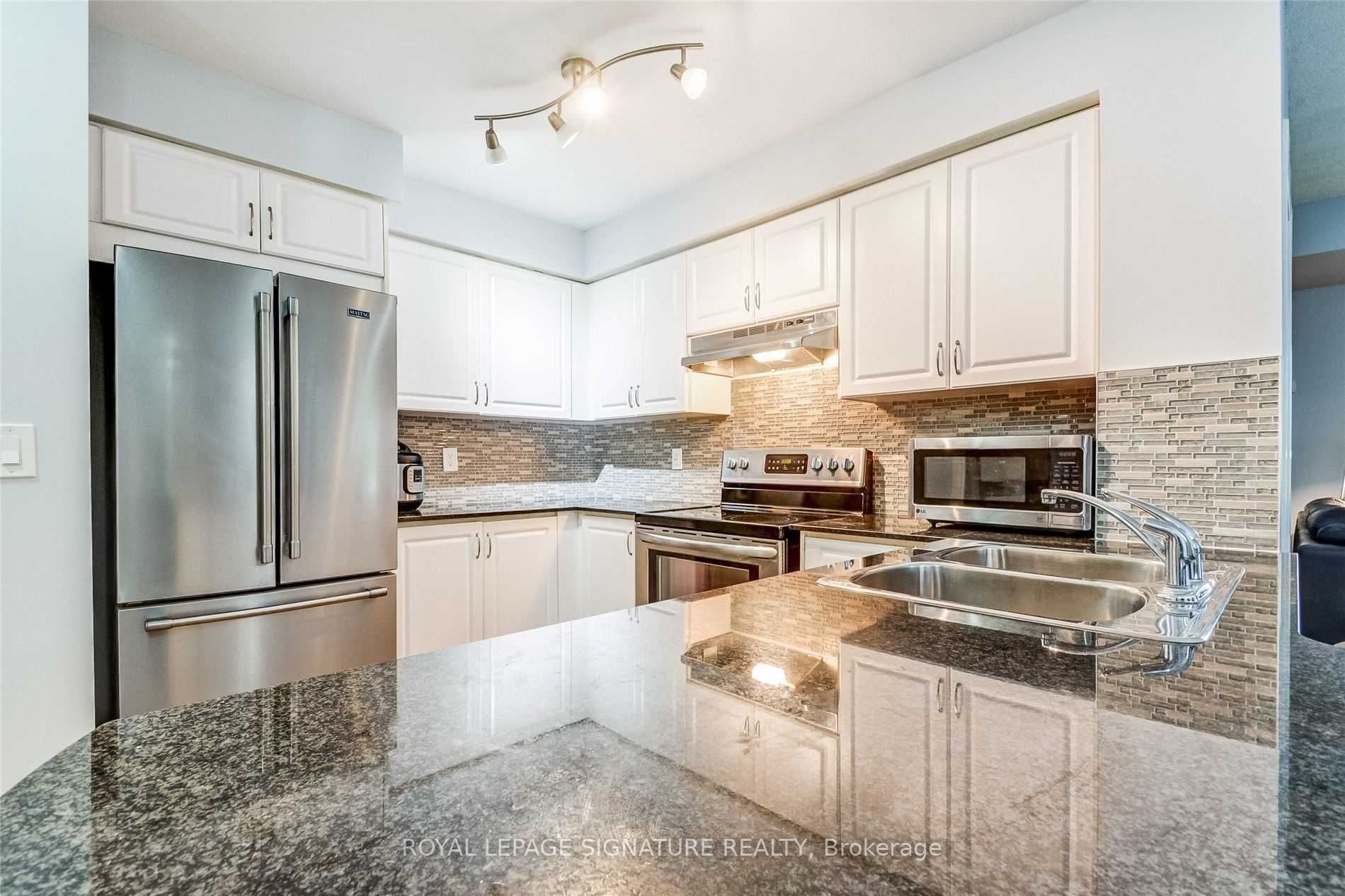 18 Kenaston Gardens, #414