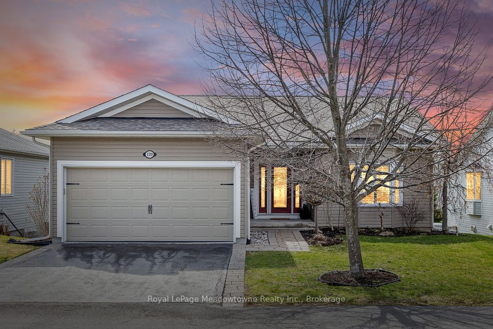 120 Gracehill Crescent, Hamilton, ON L8B 1A5