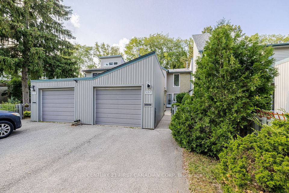 657 Woodcrest