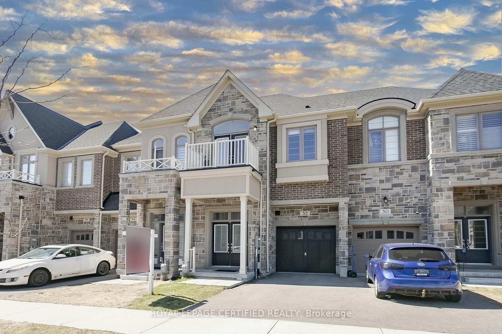 32 Dalbeattie Drive, Brampton, ON L6Y 6H6